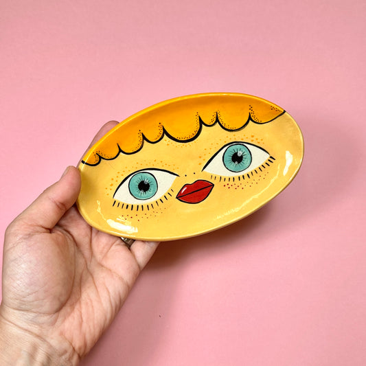 Miniature plate
