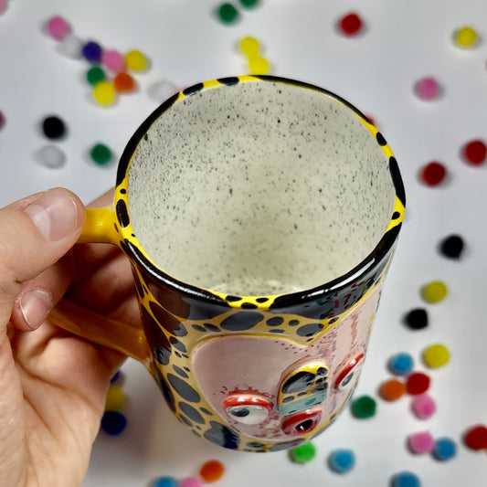 Spotted mug, 340 ml