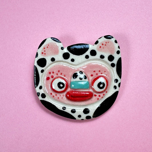 Spotted brooch