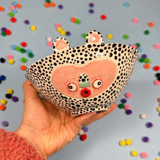 Spotted bowl, 590 ml