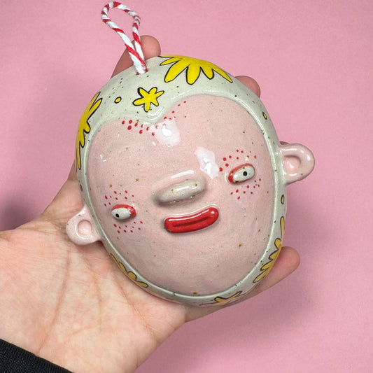 Miniaturowa maska ​​na ścianę