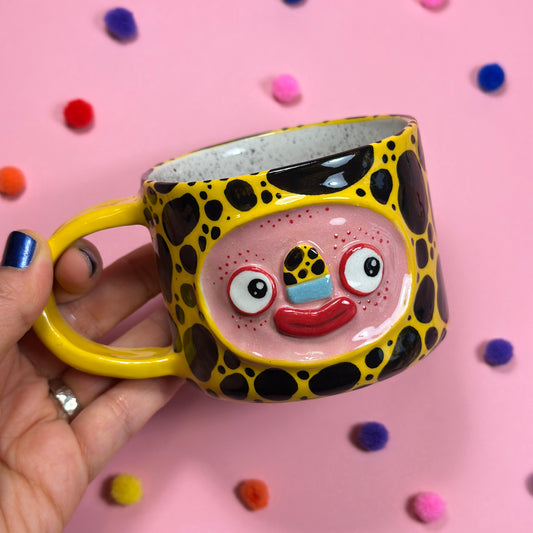 Yellow spotted mug, 270ml