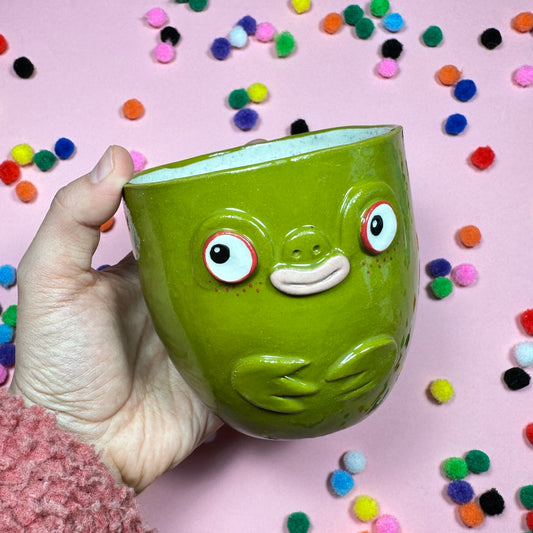 Ceramic cup "Frog and Ladybug", 460 ml