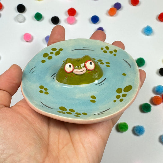 Incense and jewelry holder "Frog in the pond"