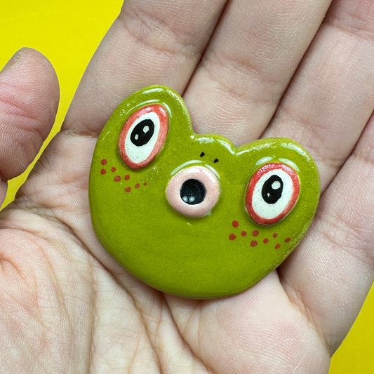 Brooch "Frog"