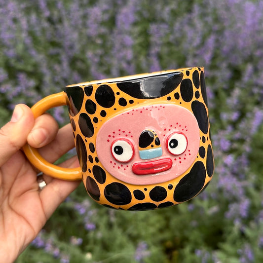 Spotted mug, 355ml