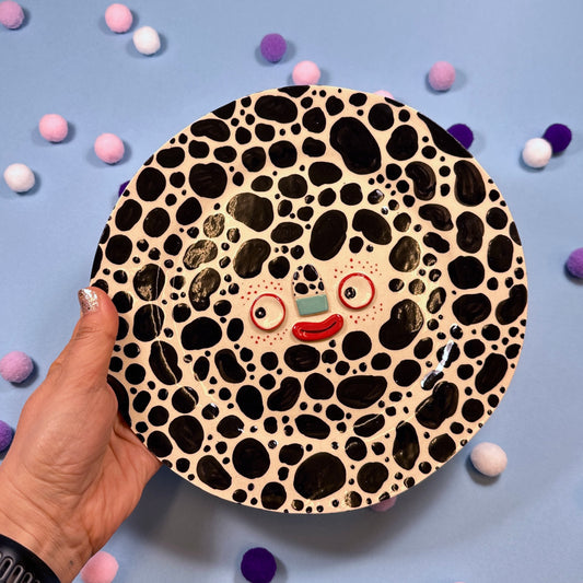 Пятнистая тарелка