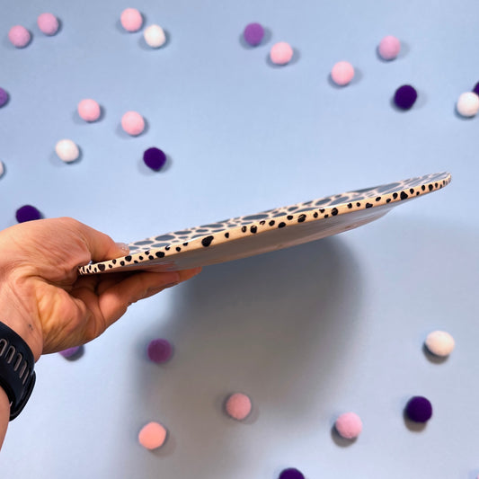 Пятнистая тарелка