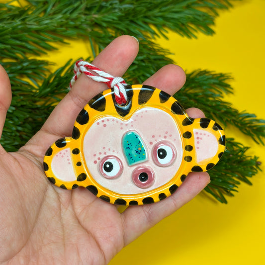 Christmas tree toy
